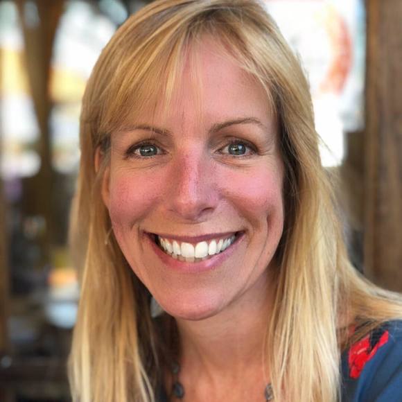 Meet your Posher, Laurie - Picture 1 of 1